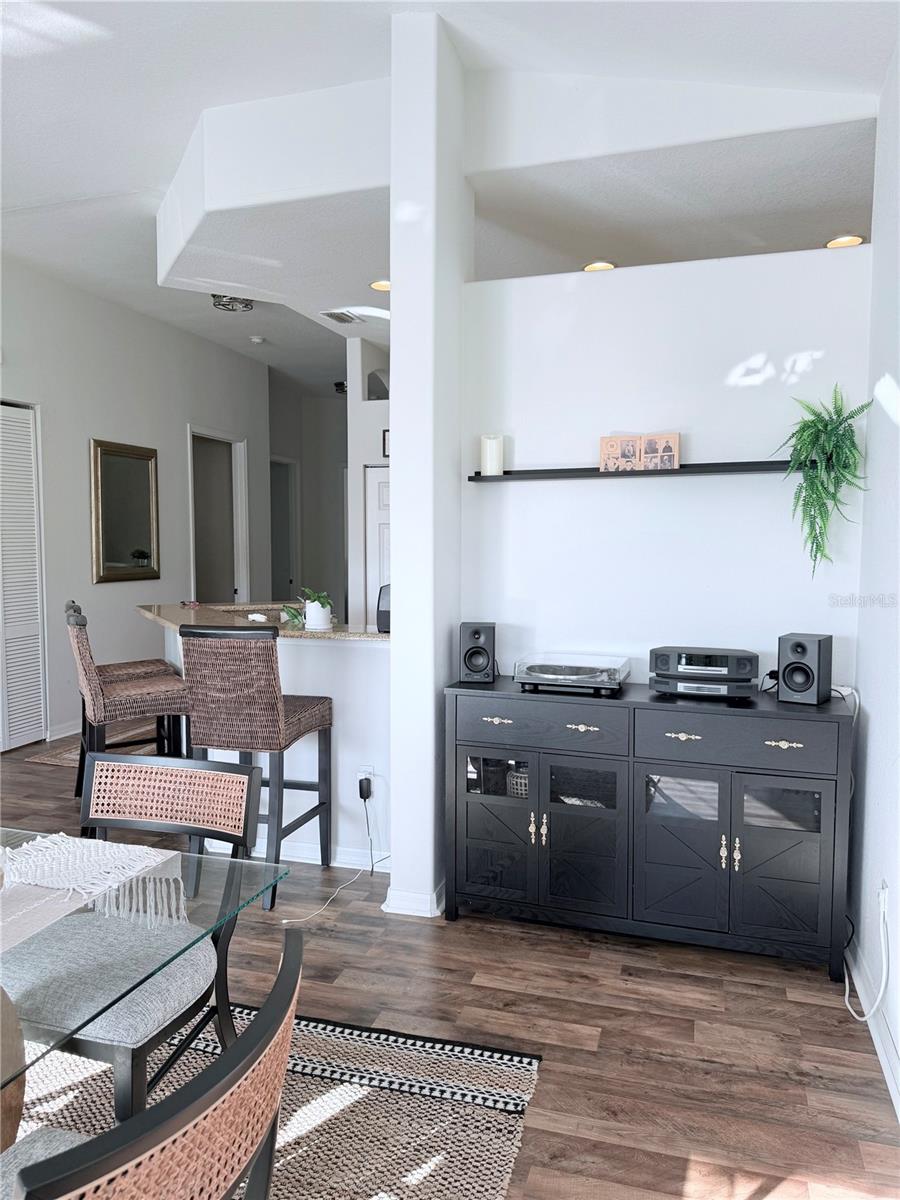 Image 16 of 55 For 1708 Triano Circle 1708