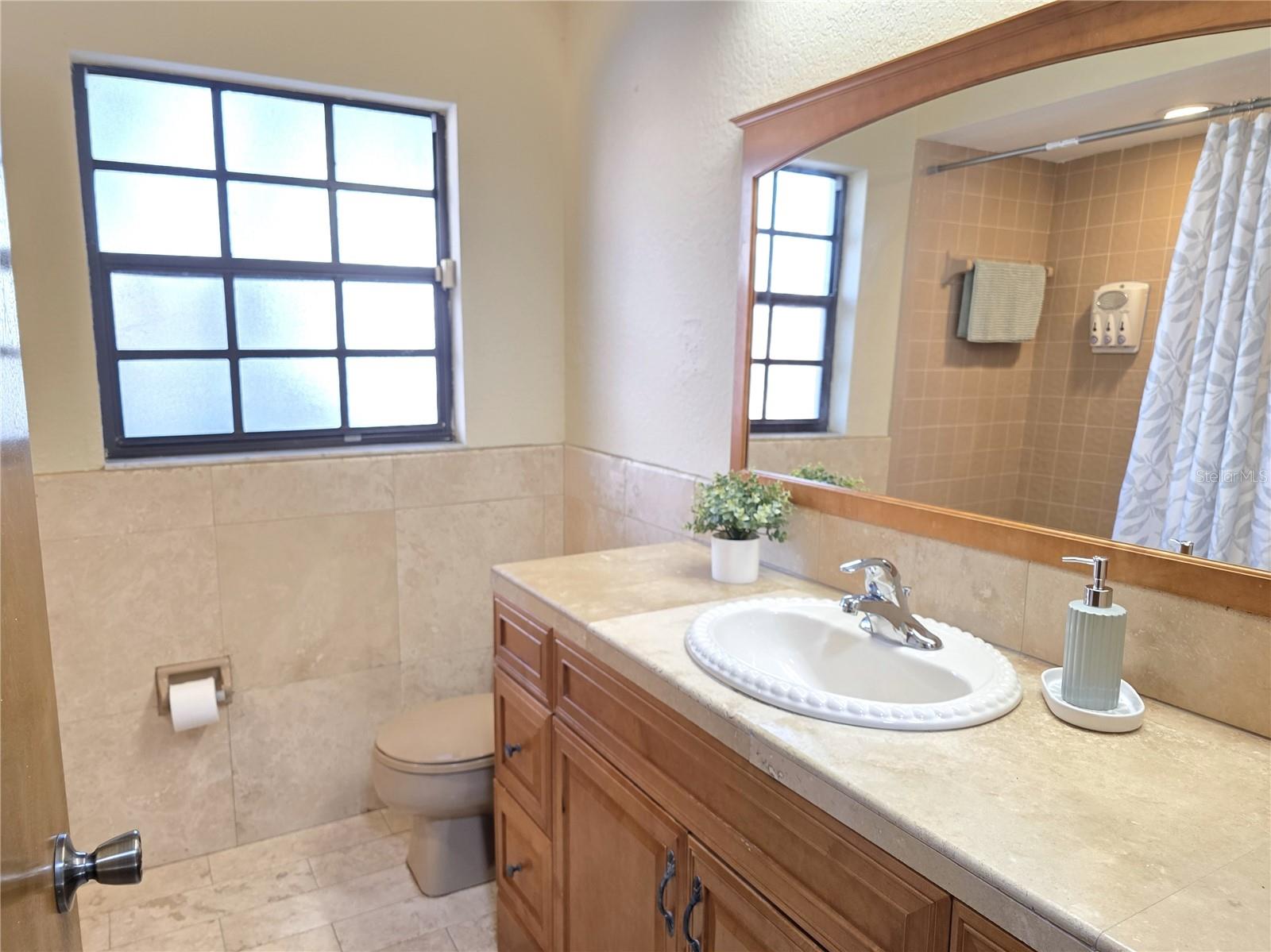 Image 16 of 22 For 403 Copperleaf Circle