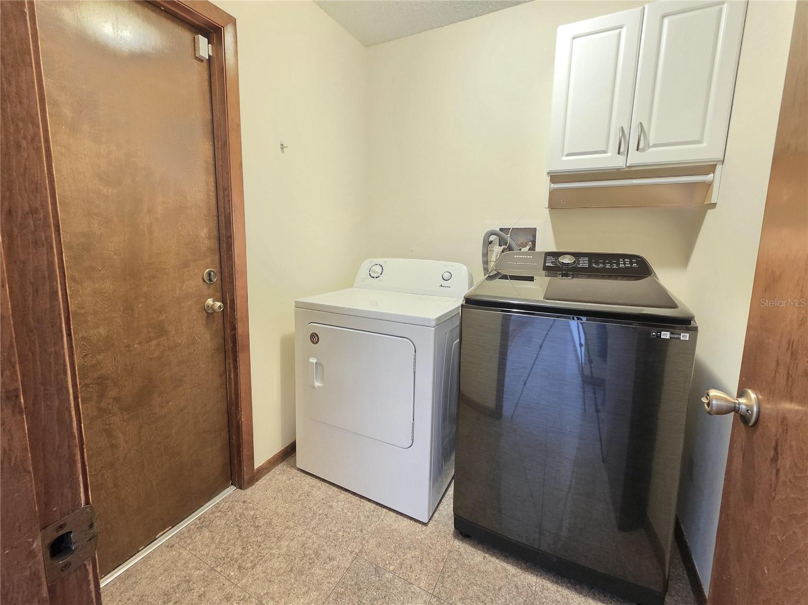 Image 18 of 22 For 403 Copperleaf Circle