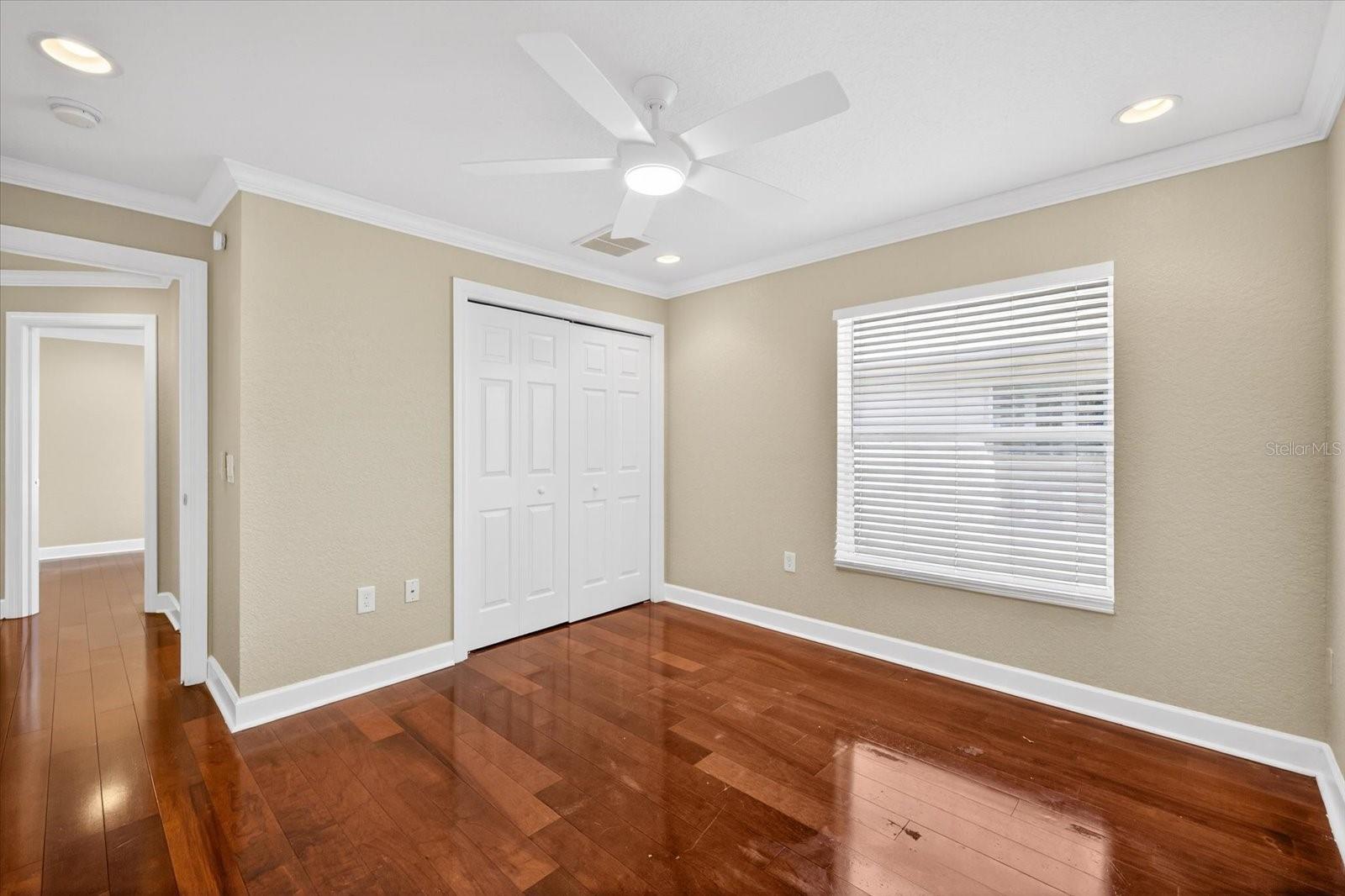 Image 11 of 42 For 6532 Green Acres Boulevard