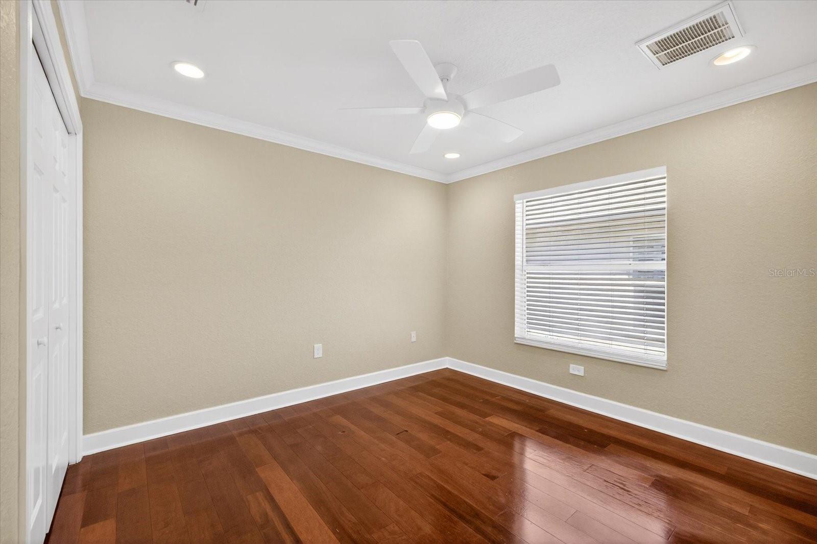 Image 15 of 42 For 6532 Green Acres Boulevard