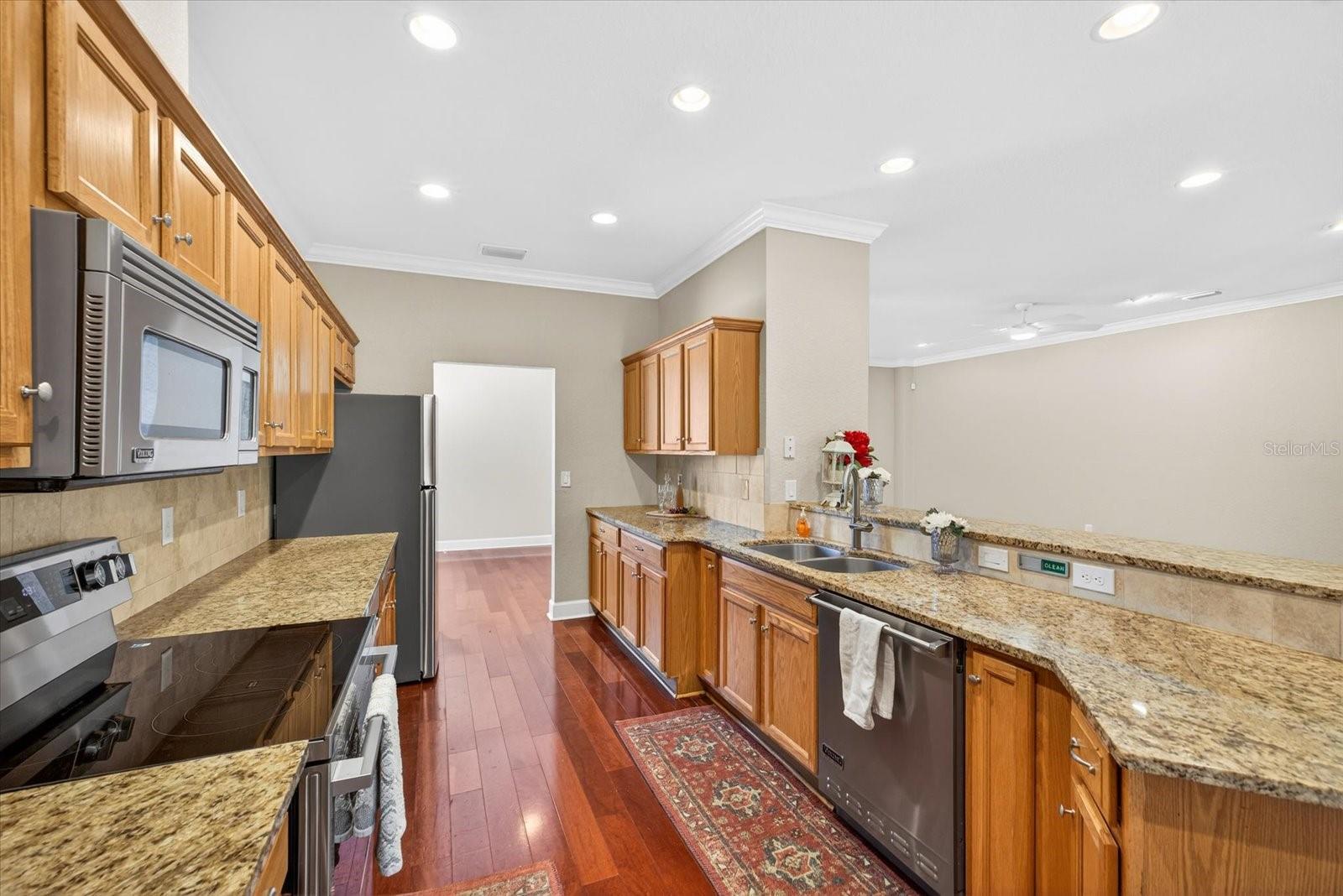 Image 16 of 42 For 6532 Green Acres Boulevard