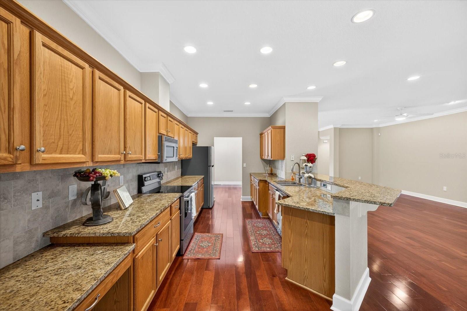 Image 19 of 42 For 6532 Green Acres Boulevard