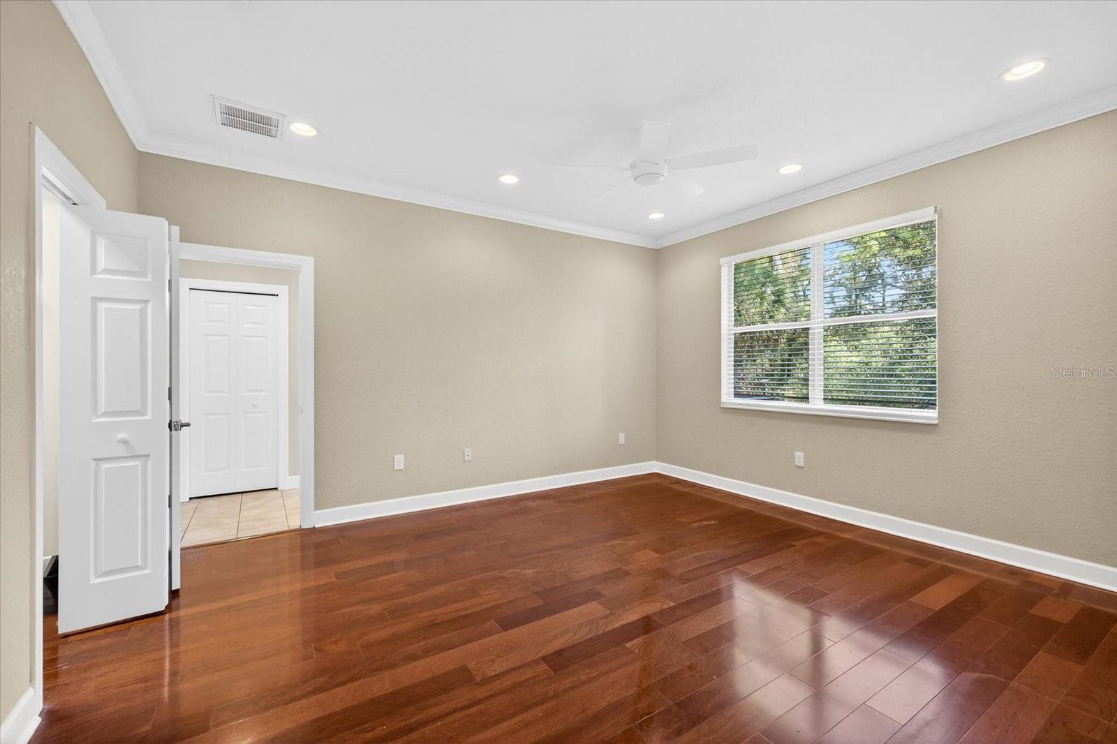 Image 21 of 42 For 6532 Green Acres Boulevard