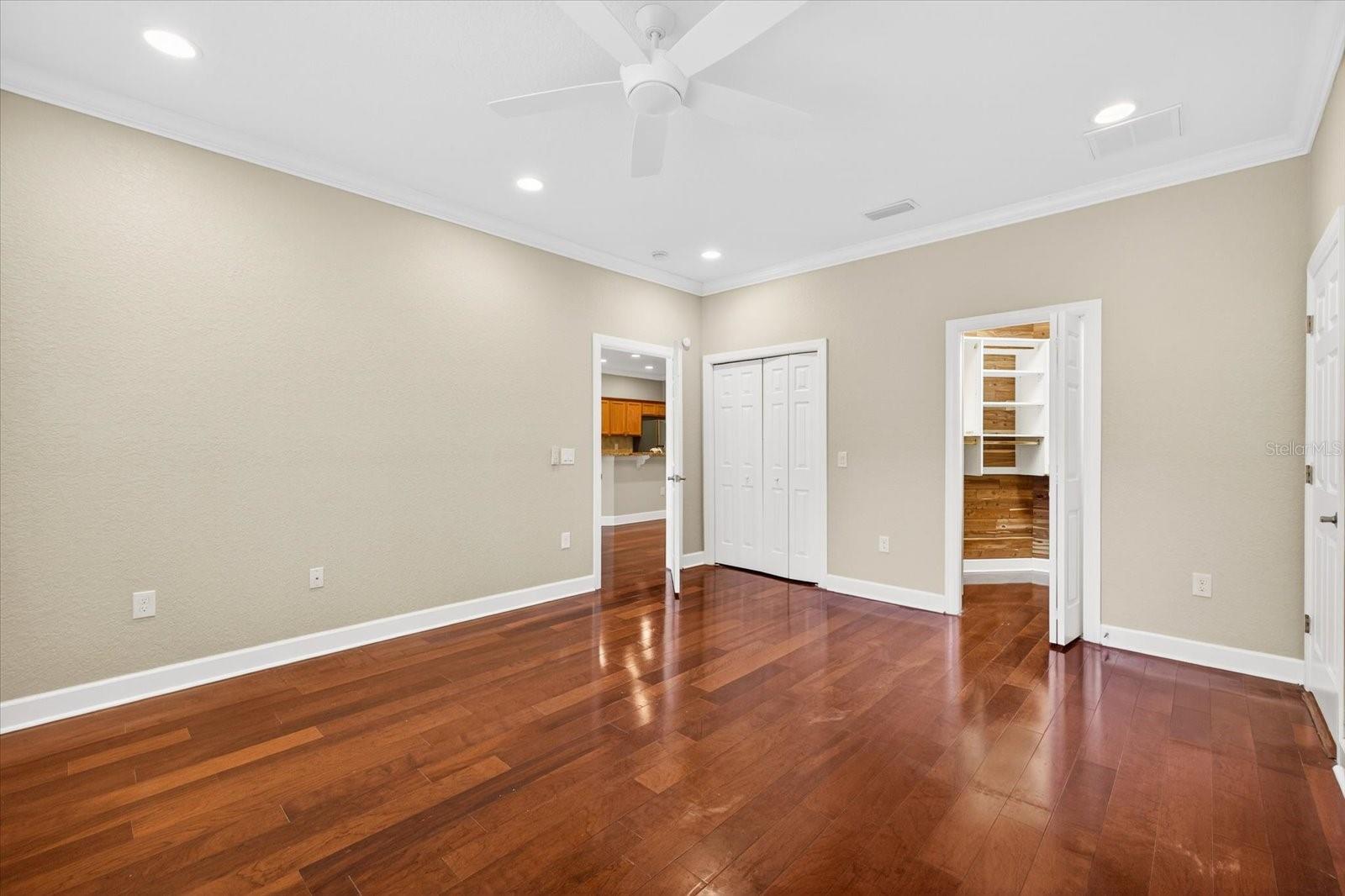 Image 22 of 42 For 6532 Green Acres Boulevard