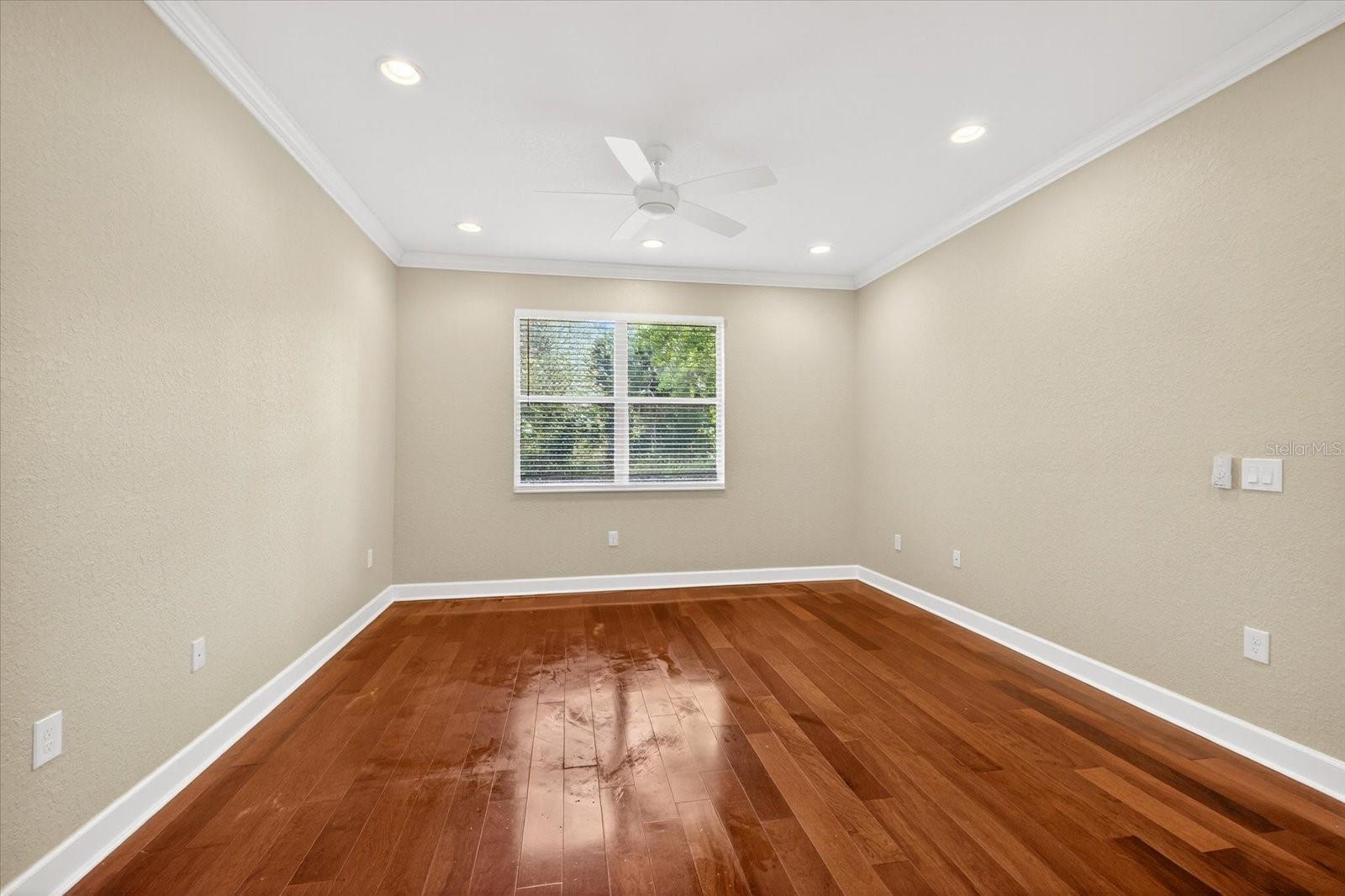 Image 23 of 42 For 6532 Green Acres Boulevard