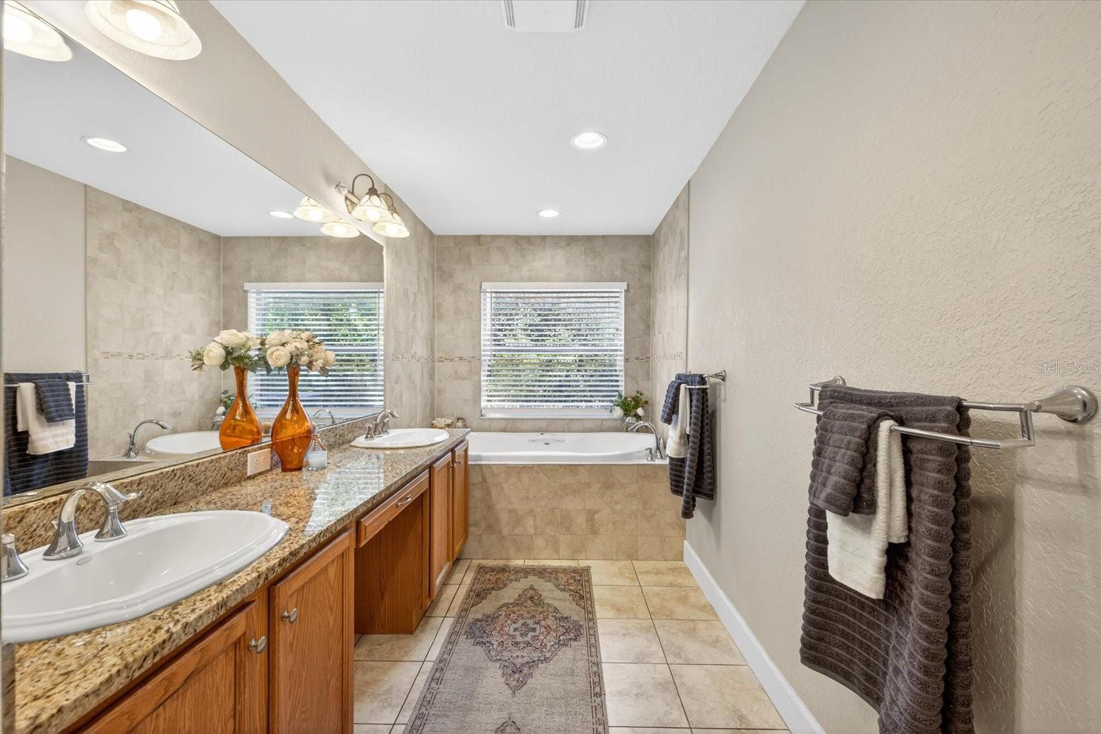 Image 26 of 42 For 6532 Green Acres Boulevard