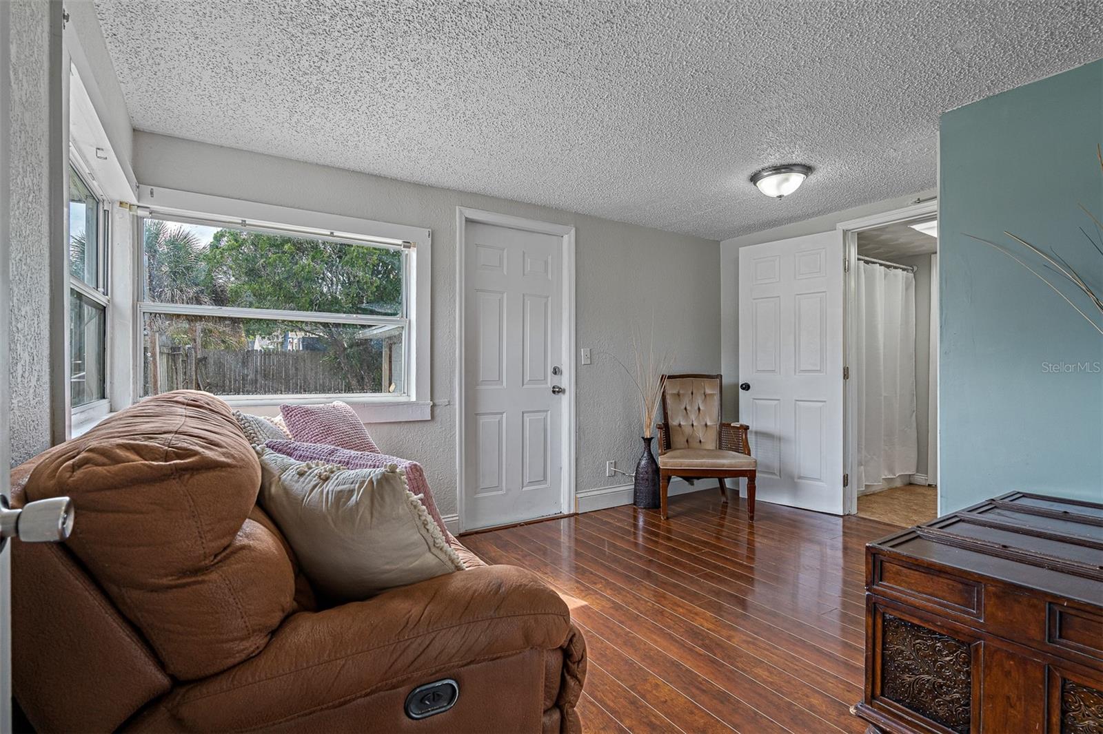 Image 15 of 26 For 4100 40th Street N