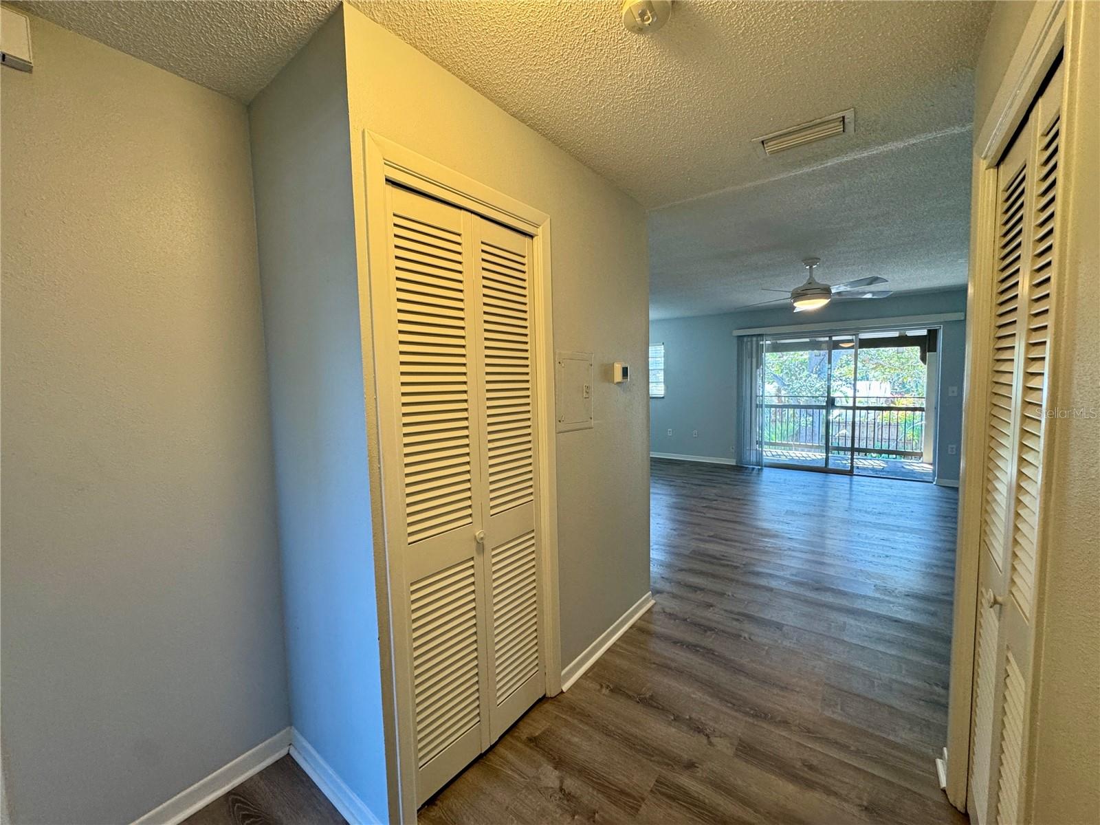 Image 6 of 22 For 6006 1st Avenue S 21