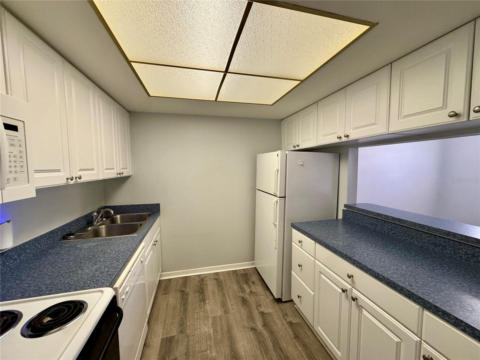 Image 8 of 22 For 6006 1st Avenue S 21