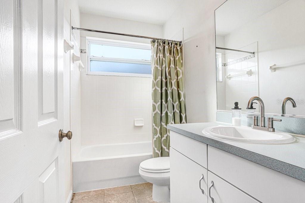 Image 19 of 26 For 2412 Durant Road