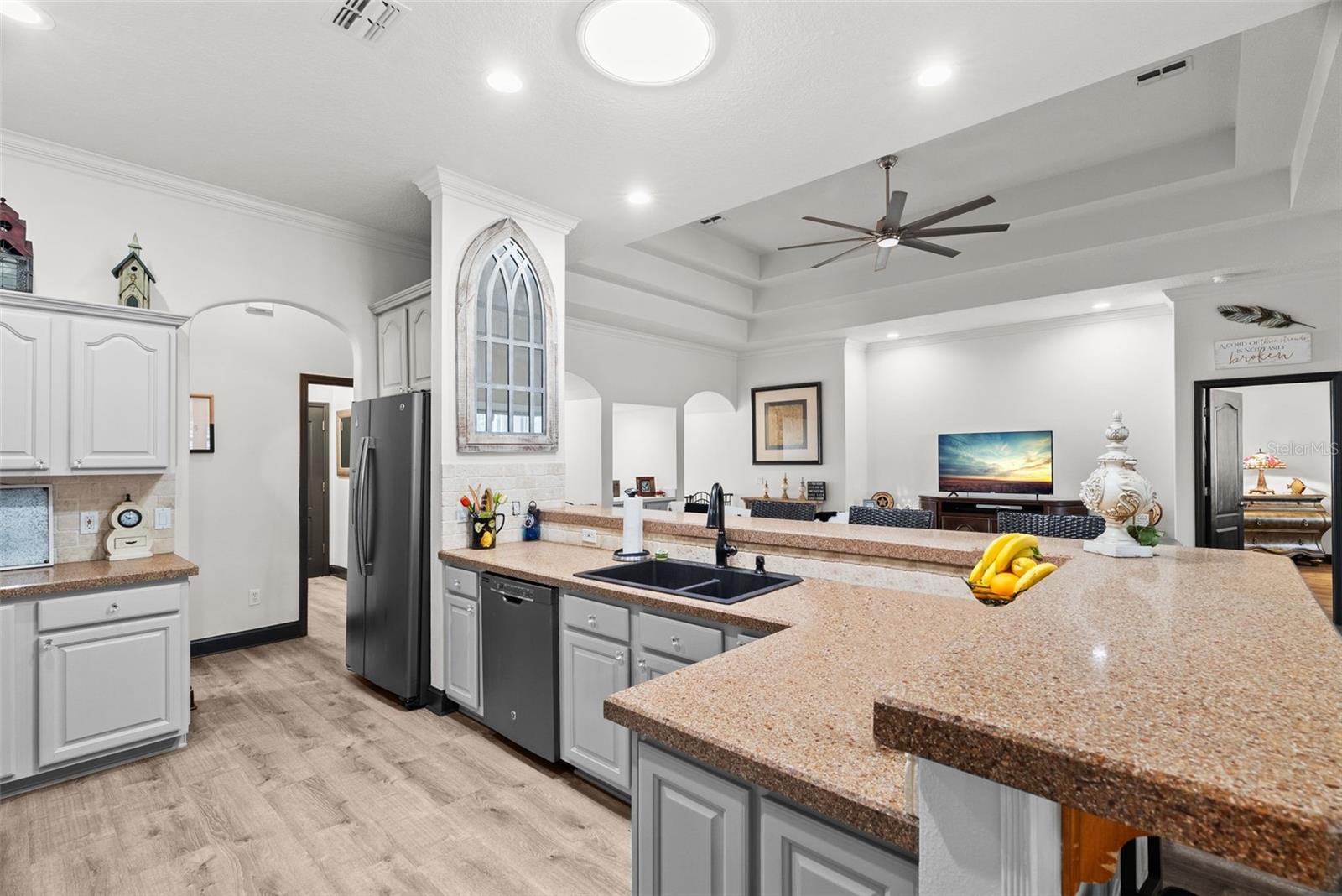 Image 14 of 67 For 6568 Millstone Drive