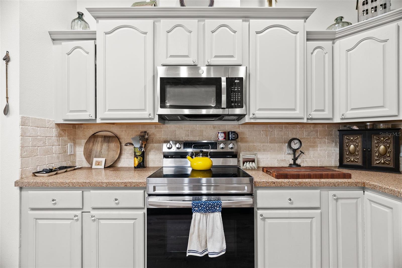 Image 18 of 67 For 6568 Millstone Drive