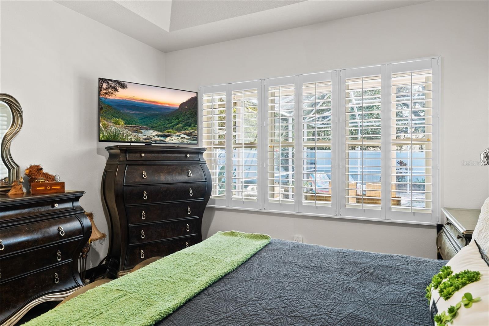 Image 24 of 67 For 6568 Millstone Drive