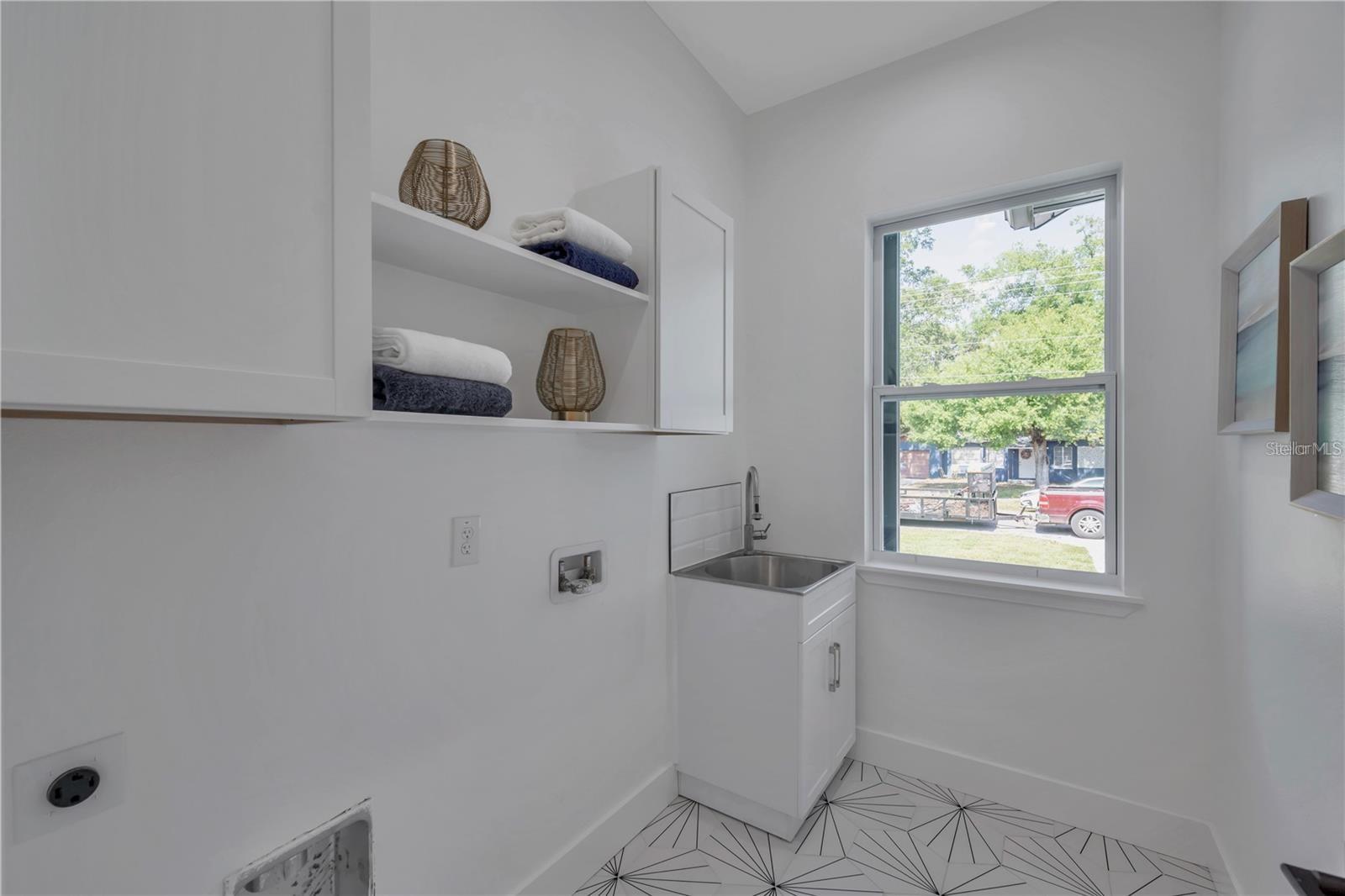 Image 23 of 54 For 4307 Clark Avenue