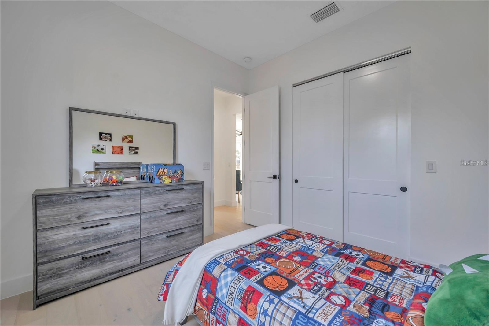 Image 32 of 54 For 4307 Clark Avenue