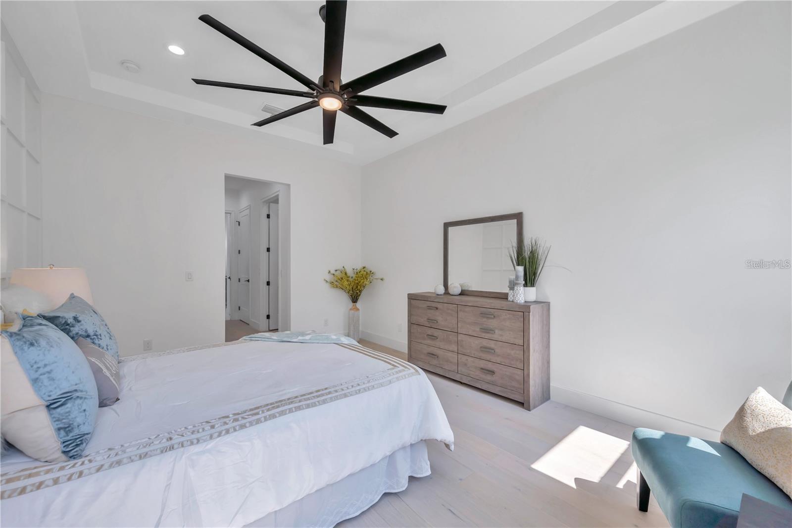 Image 37 of 54 For 4307 Clark Avenue