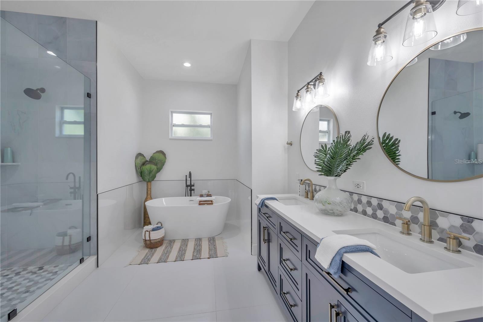 Image 42 of 54 For 4307 Clark Avenue