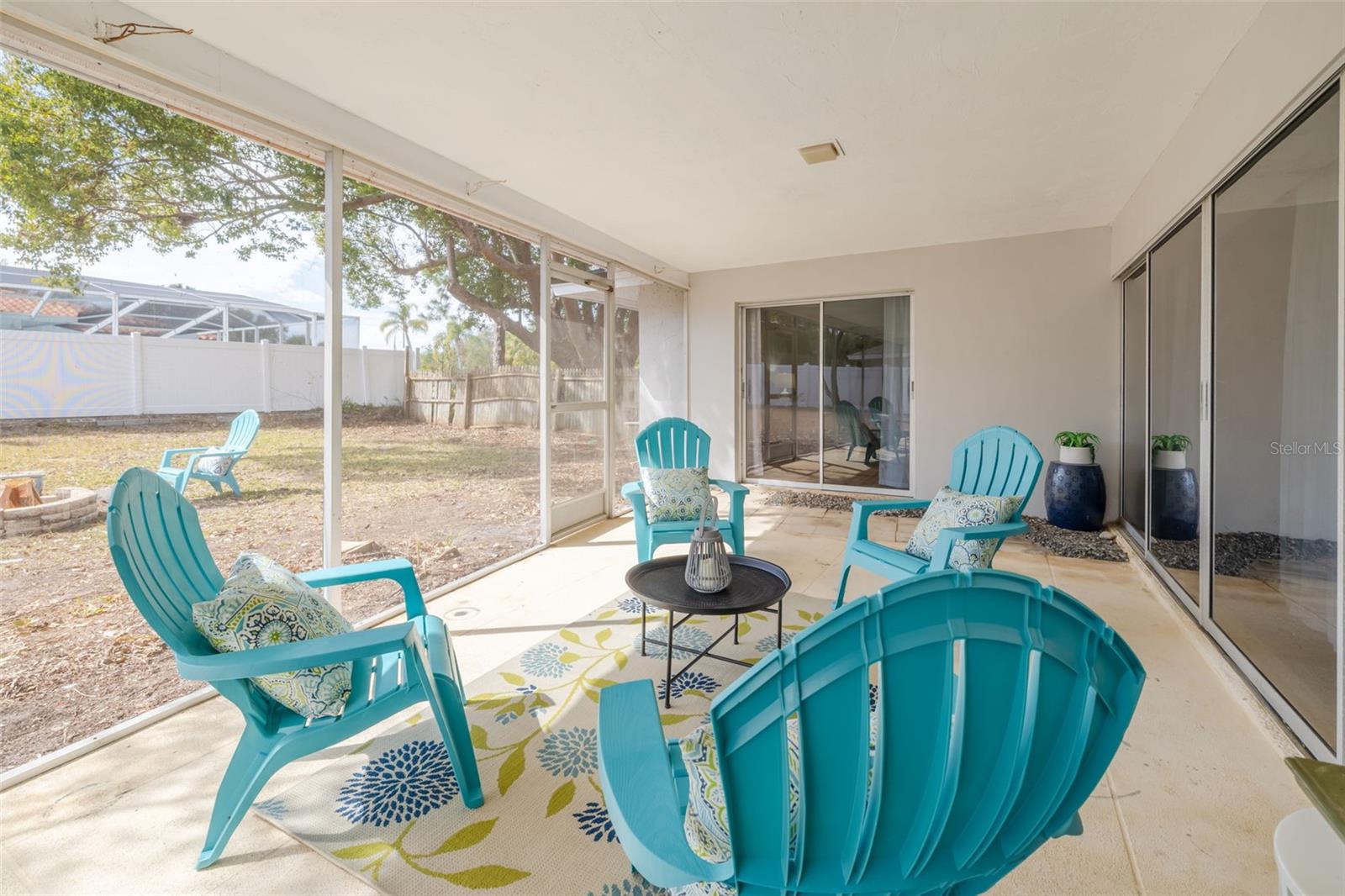 Listing photo id 20 for 3301 San Gabriel Street