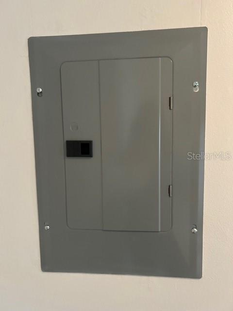 Image 26 of 40 For 1845 Highland Avenue 11-1