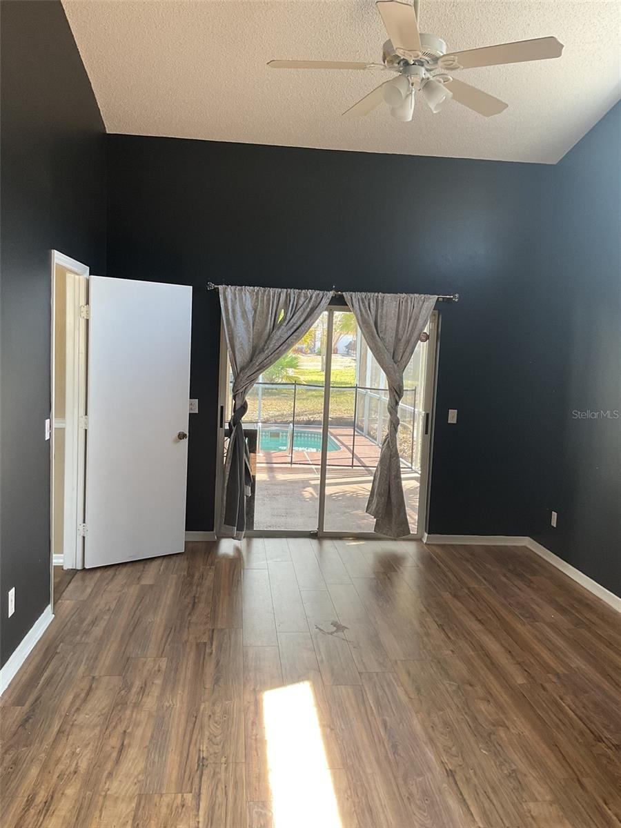 Image 18 of 26 For 8316 Summerside Lane