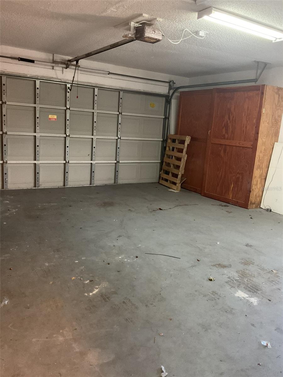 Image 21 of 26 For 8316 Summerside Lane