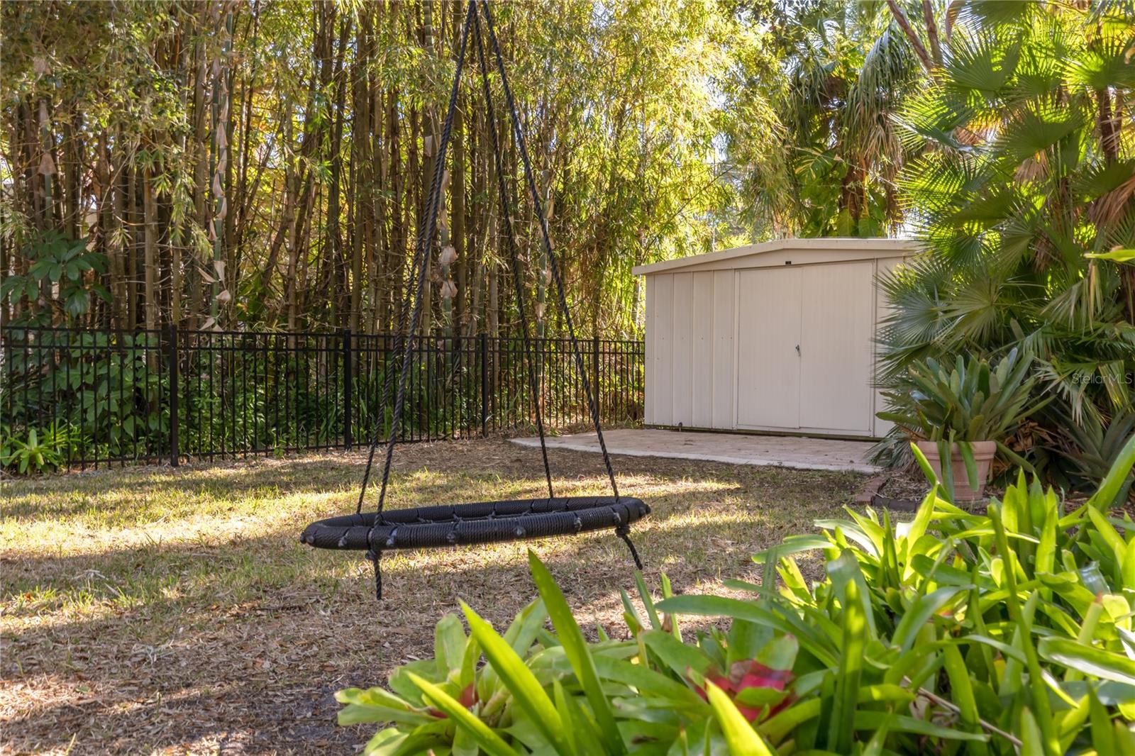 Image 49 of 54 For 438 Villagrande Avenue S