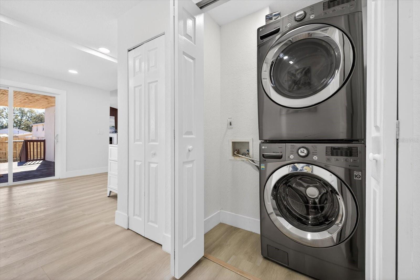 Image 11 of 32 For 6403 Elliot Drive