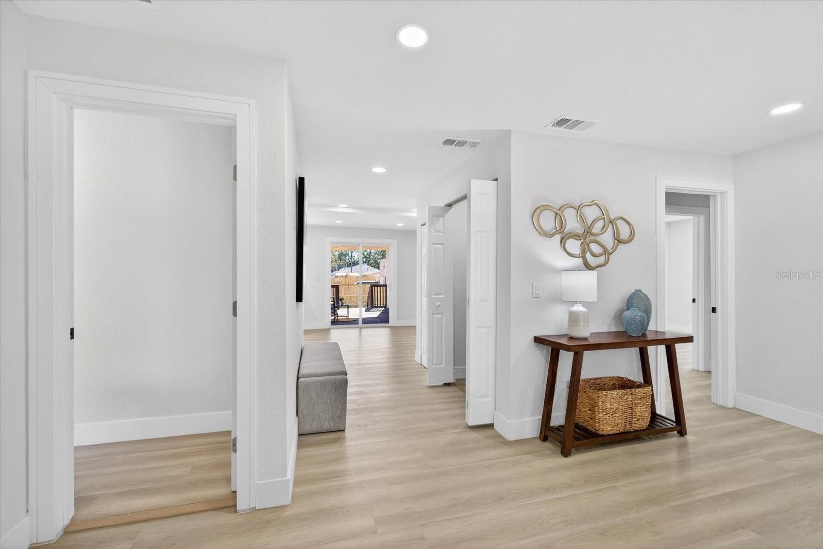 Image 13 of 32 For 6403 Elliot Drive