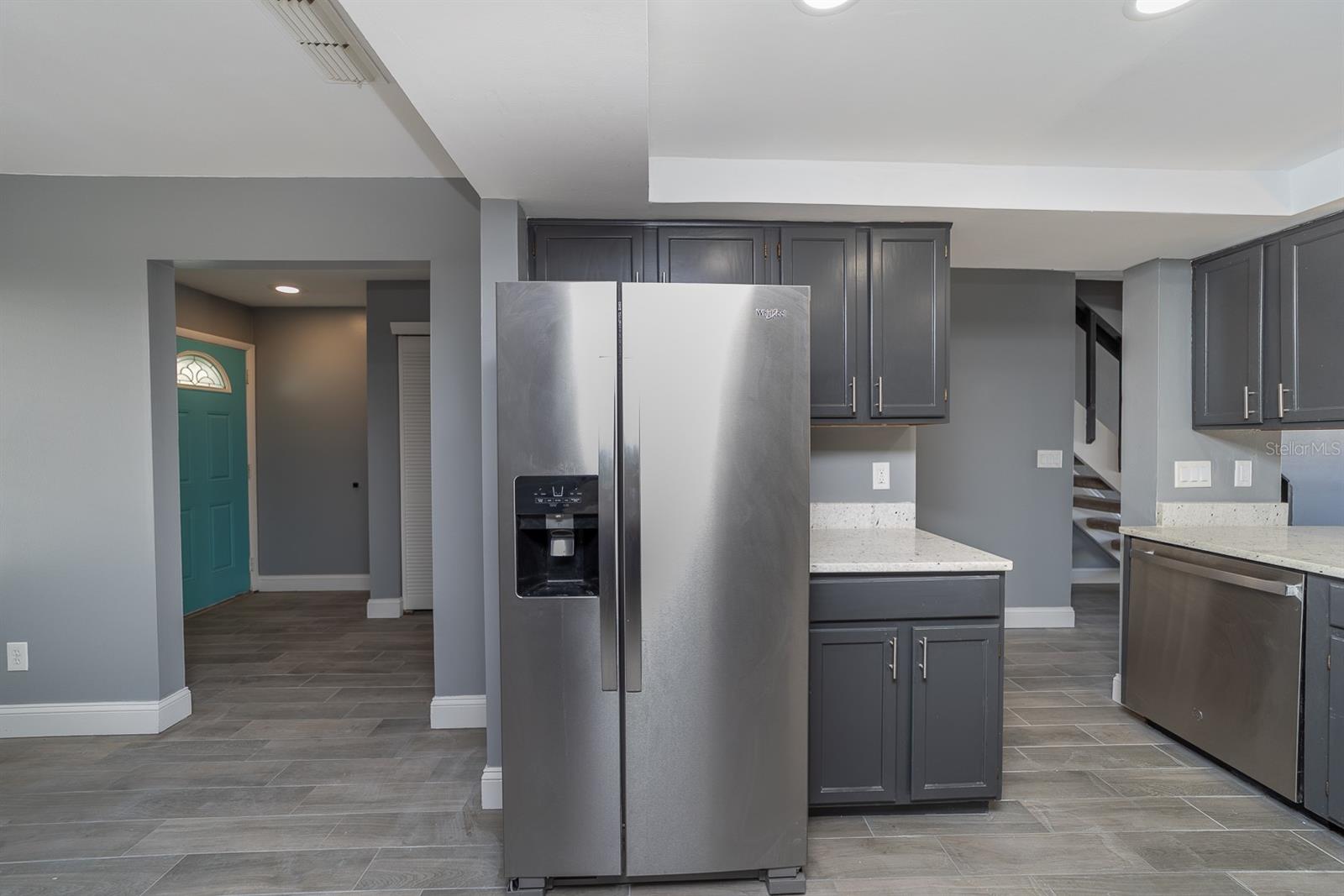 Image 11 of 29 For 16076 Dawnview Drive