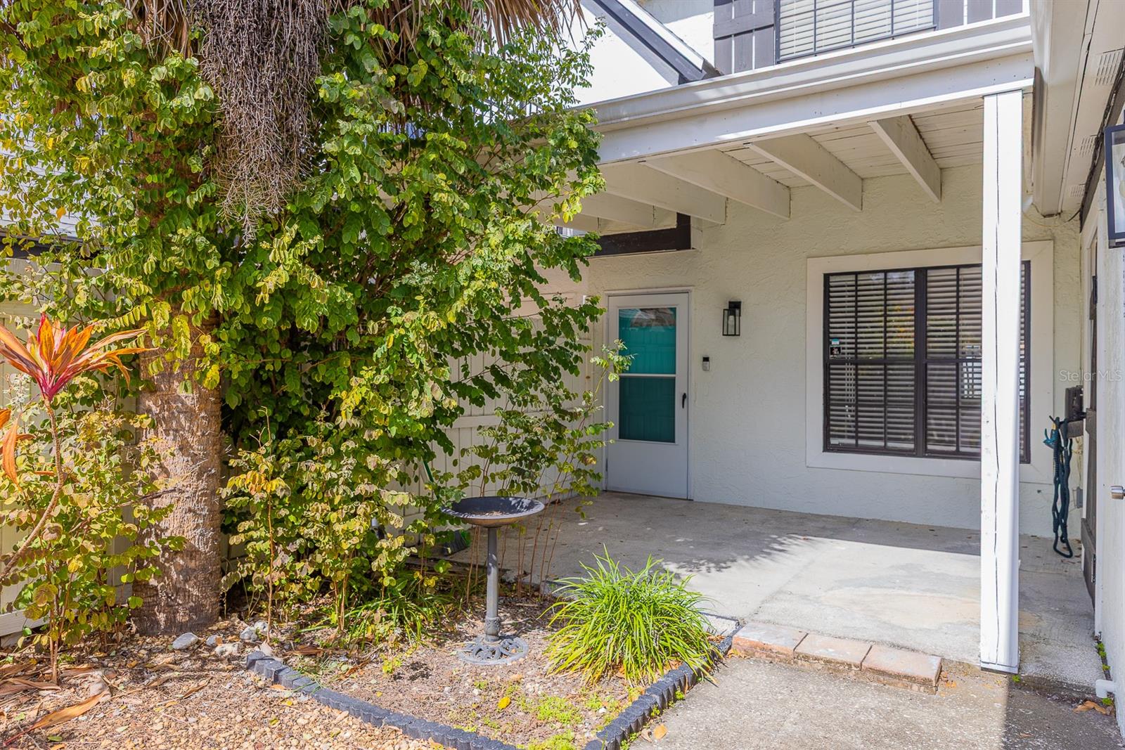 Image 5 of 29 For 16076 Dawnview Drive