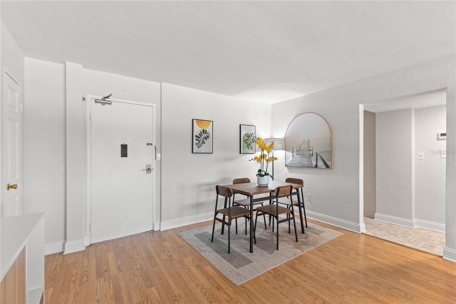 Image 10 of 31 For 841 4th Avenue N 53