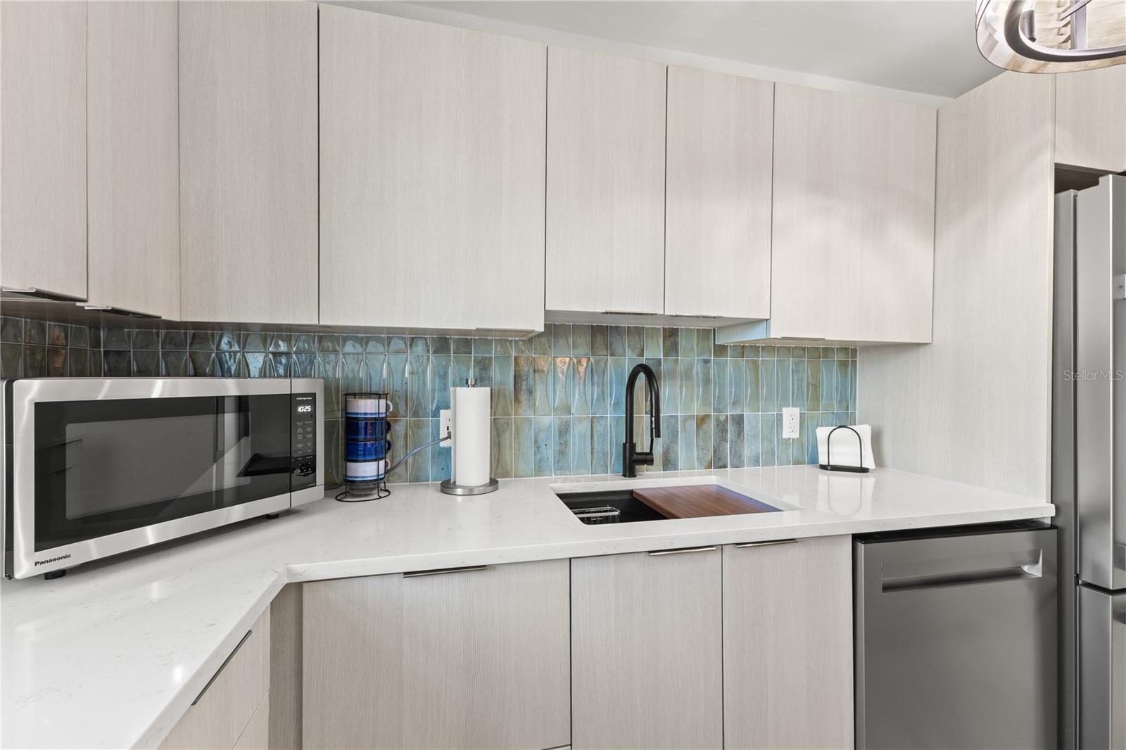 Image 13 of 31 For 841 4th Avenue N 53