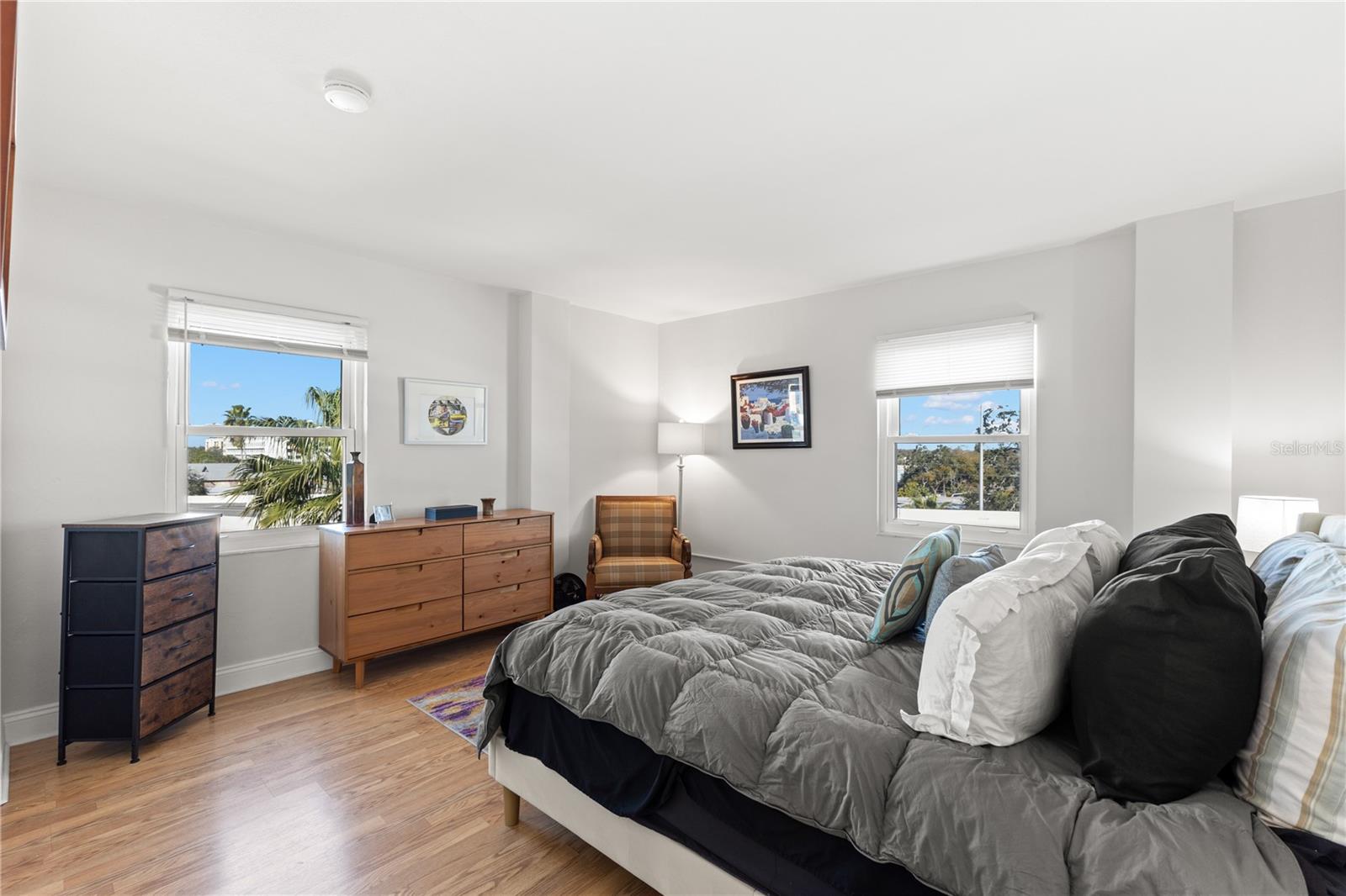 Image 14 of 31 For 841 4th Avenue N 53