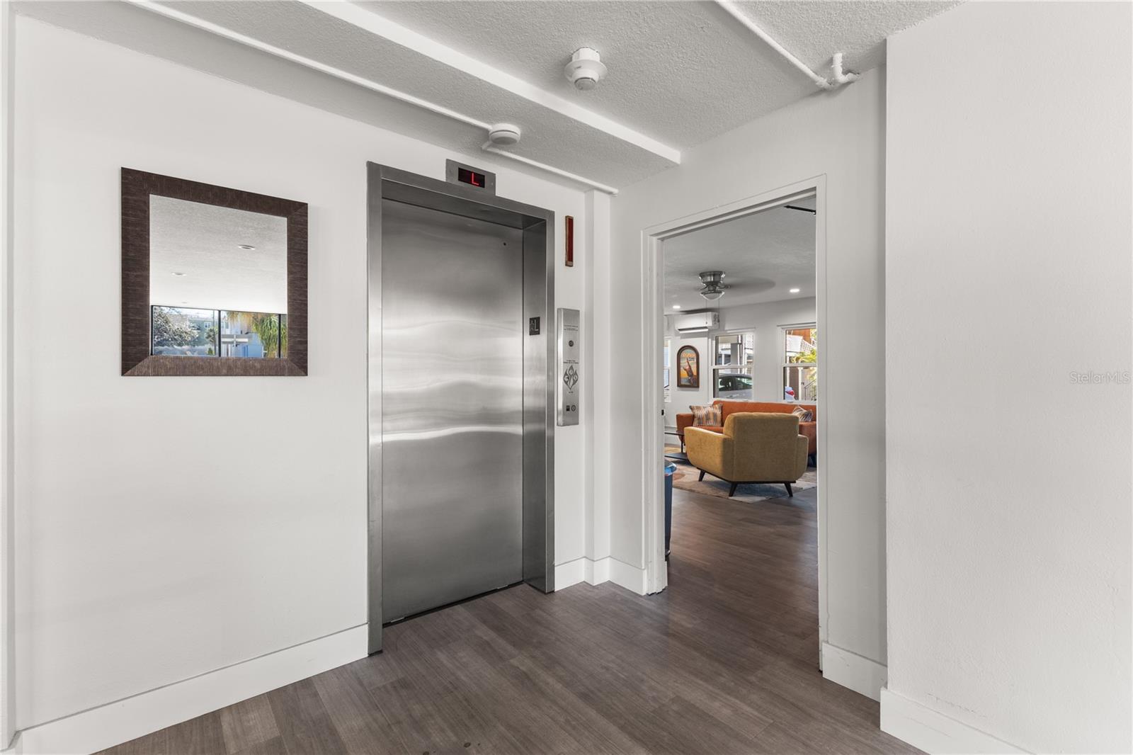 Image 19 of 31 For 841 4th Avenue N 53