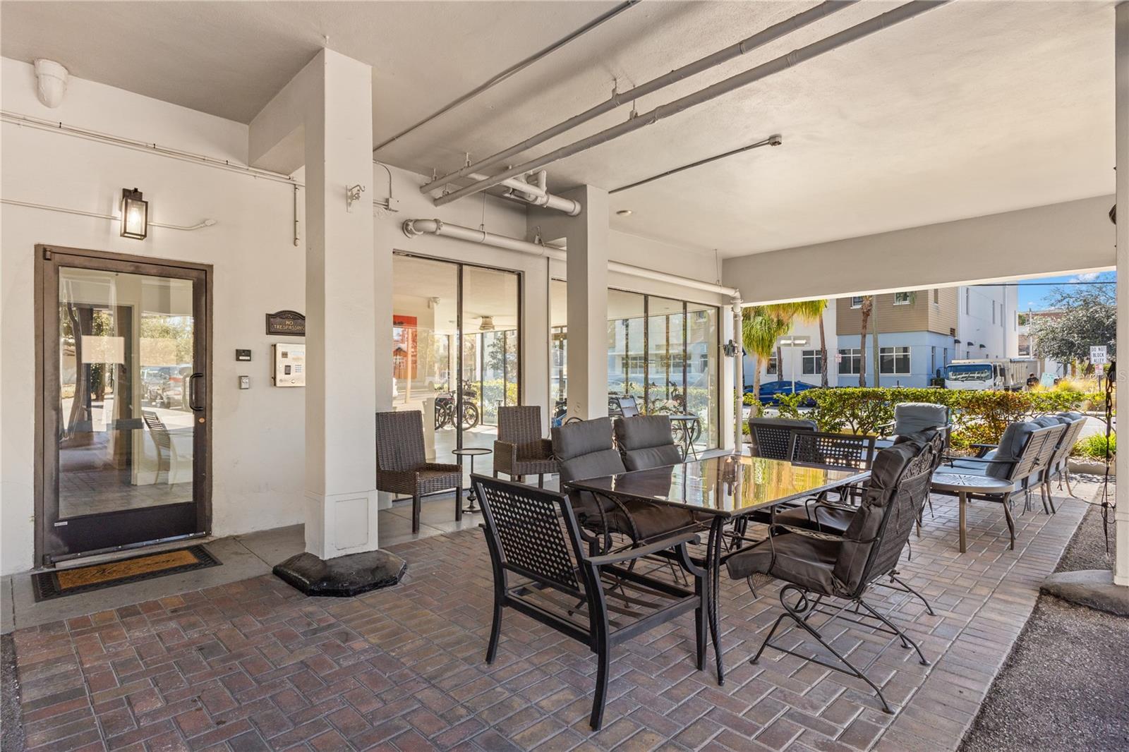 Image 25 of 31 For 841 4th Avenue N 53