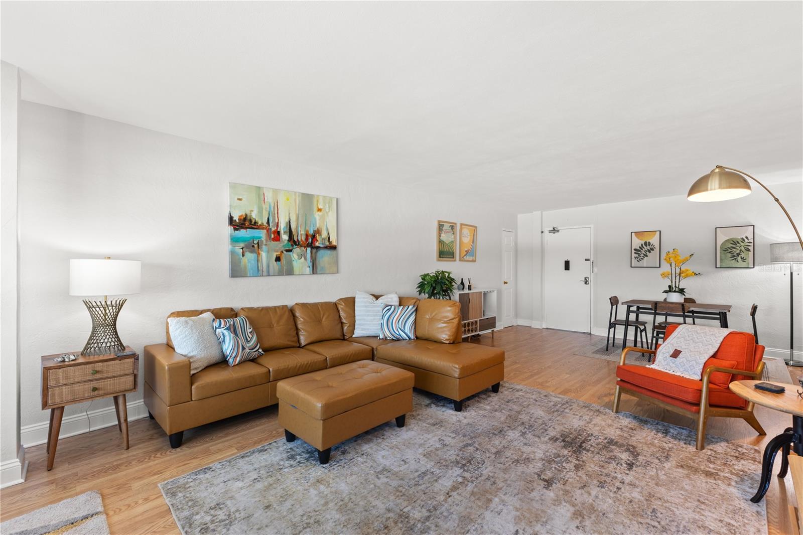 Image 7 of 31 For 841 4th Avenue N 53