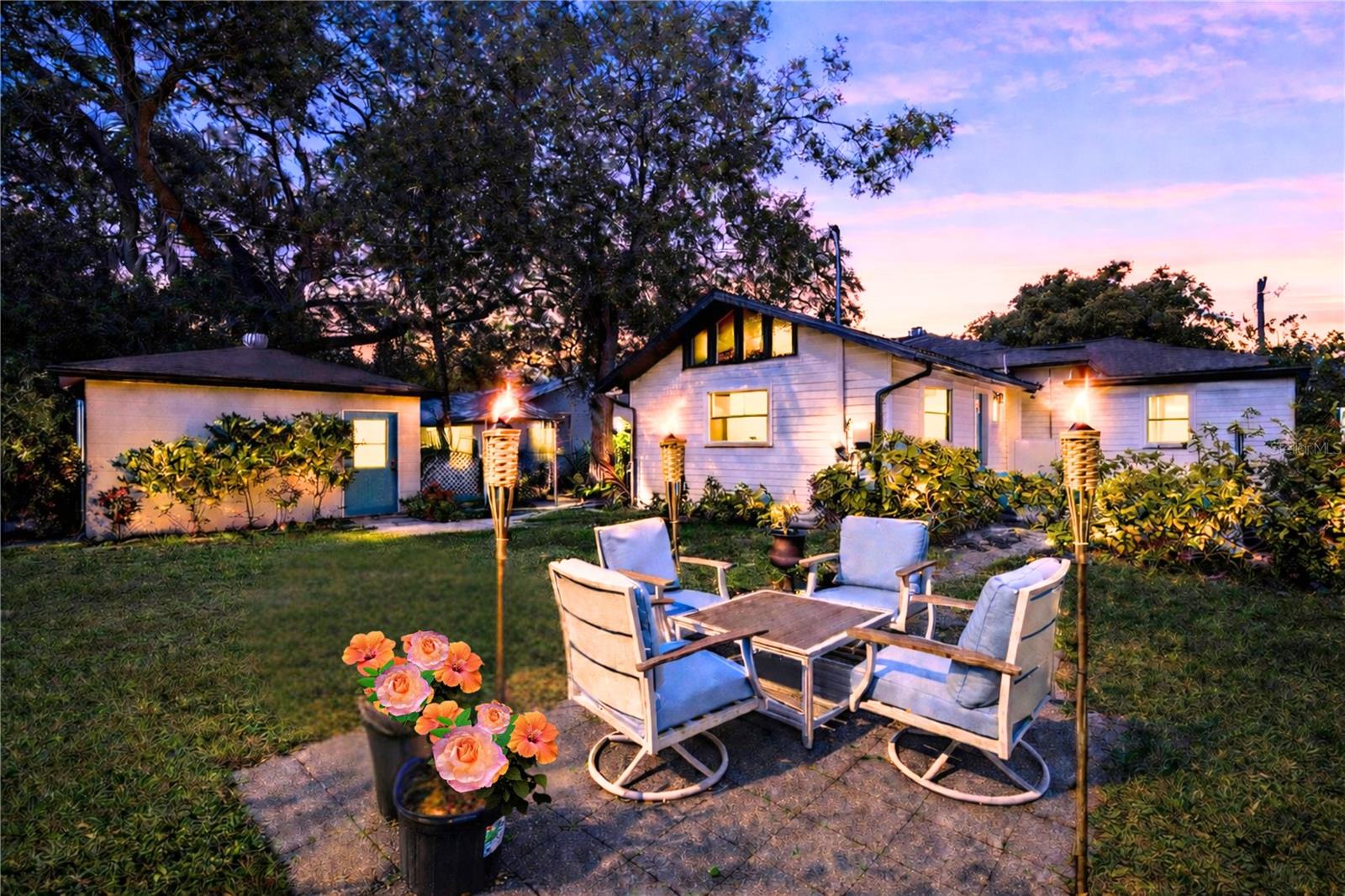 Listing photo id 0 for 3704 Platt Street