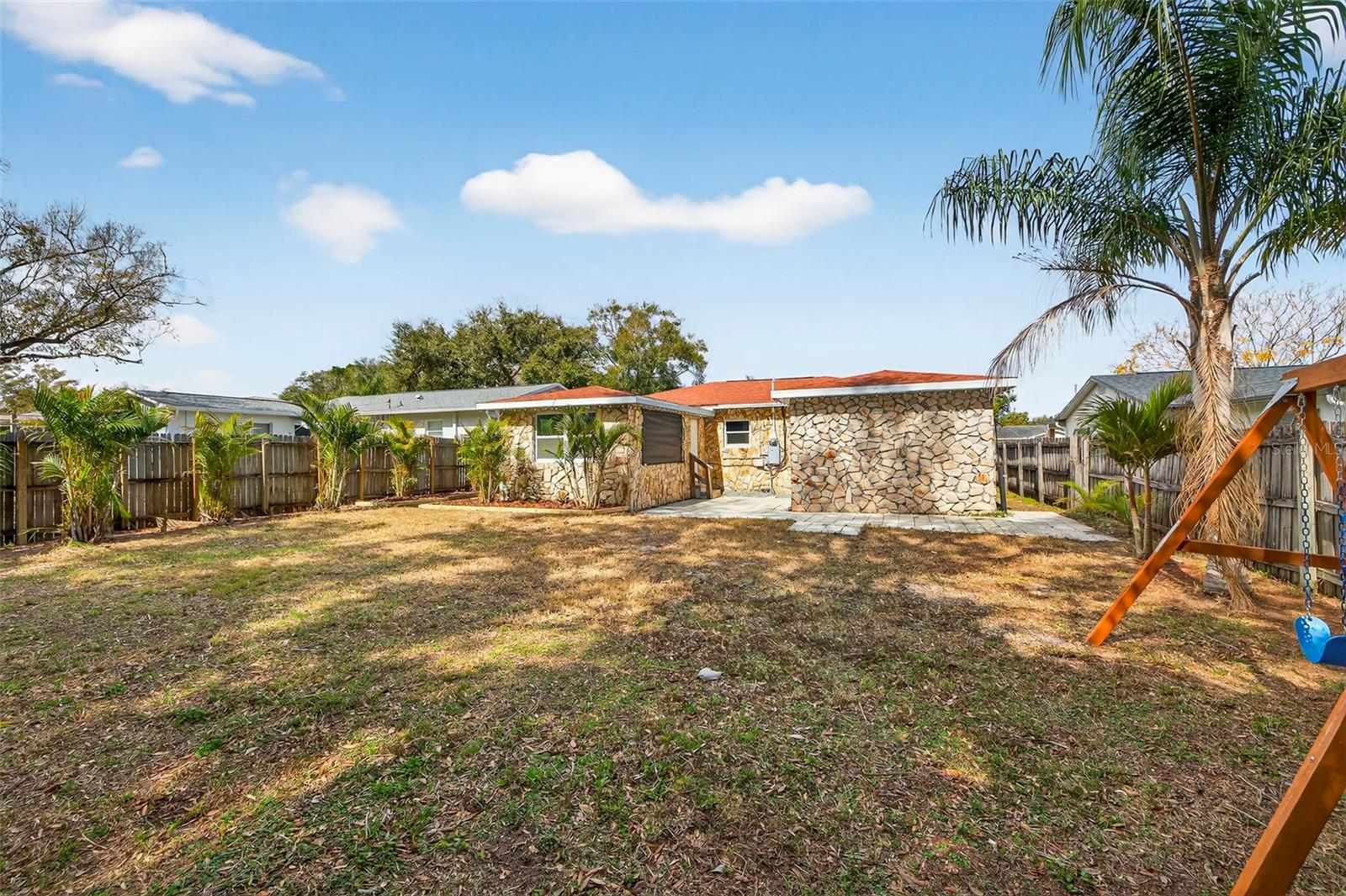 Image 24 of 30 For 1210 46th Avenue N