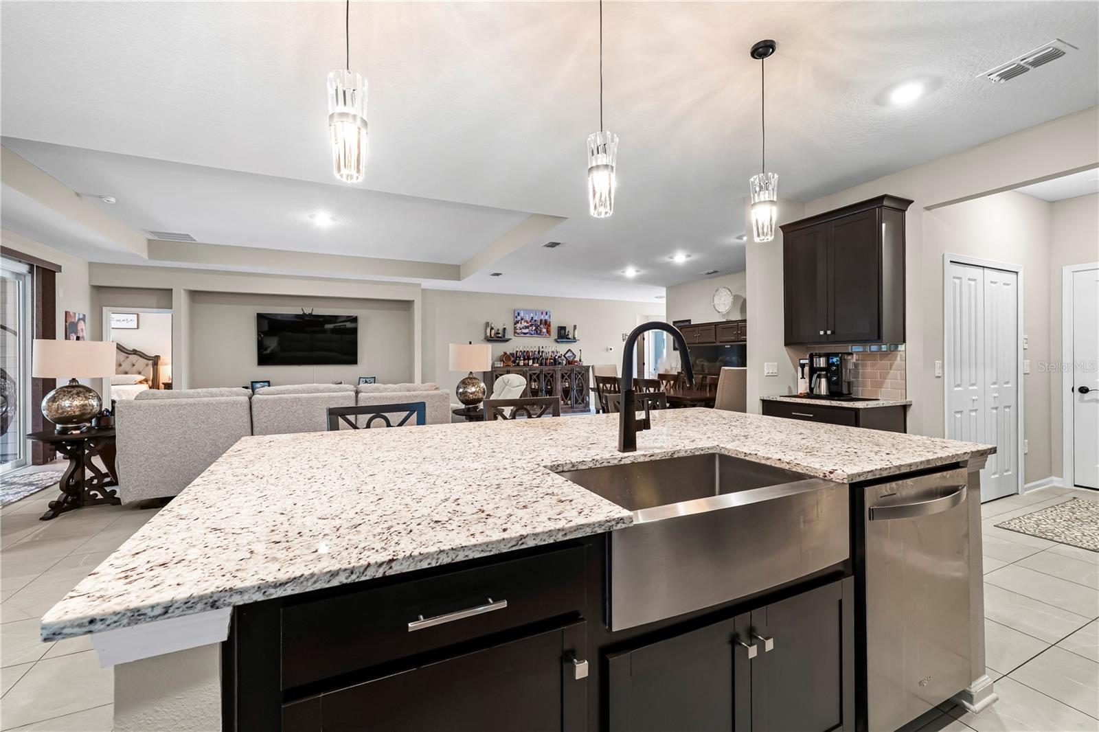 Image 12 of 38 For 2246 Palisade Point