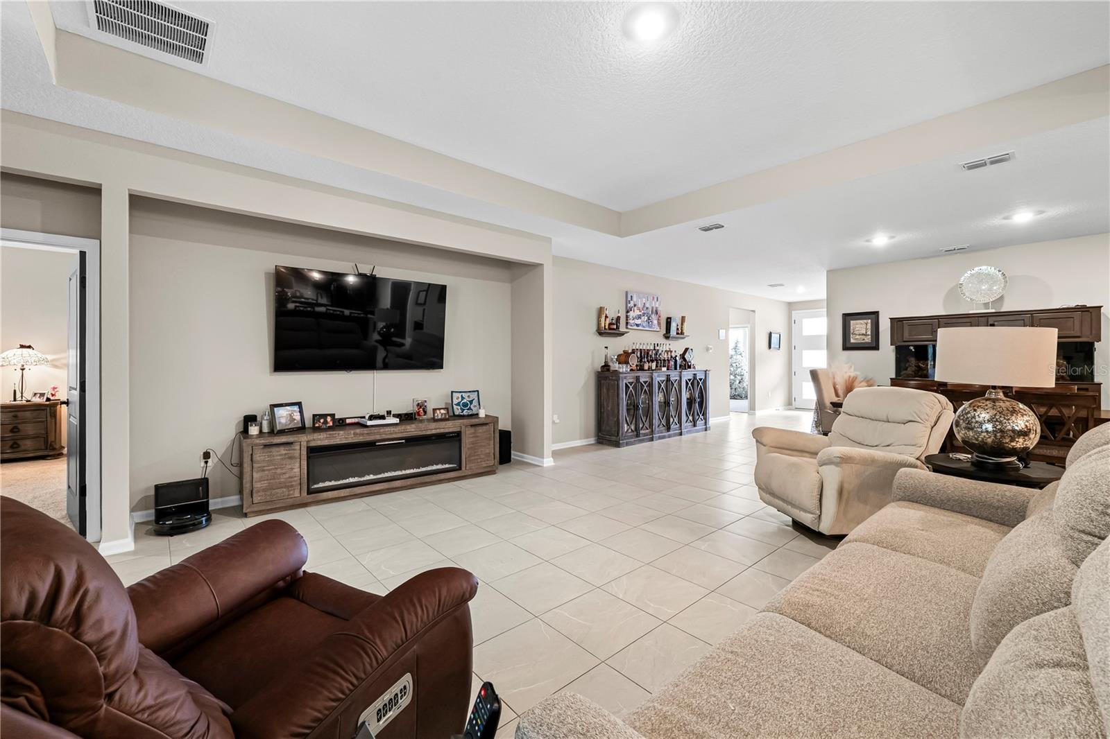 Image 15 of 38 For 2246 Palisade Point