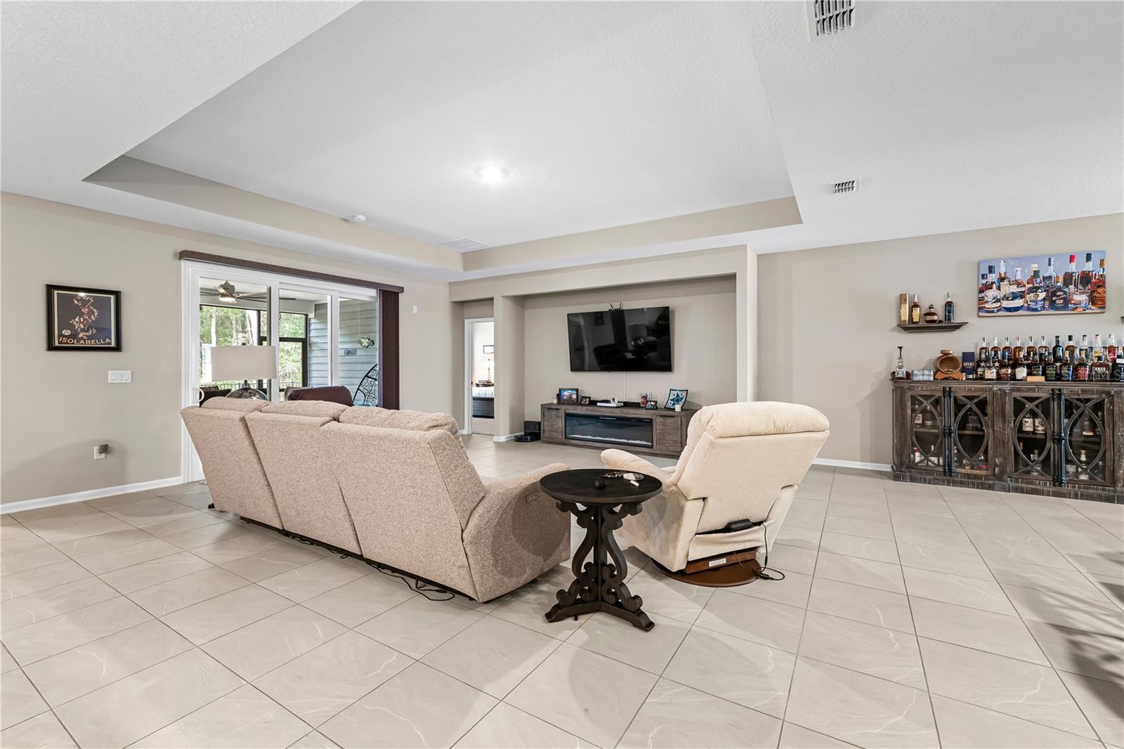 Image 16 of 38 For 2246 Palisade Point