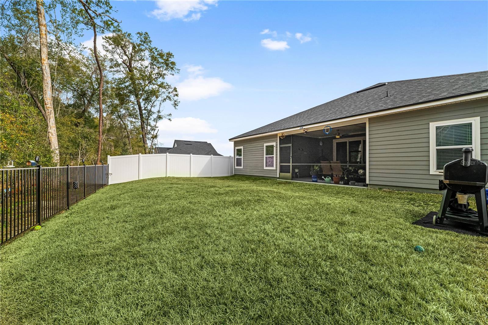 Image 34 of 38 For 2246 Palisade Point