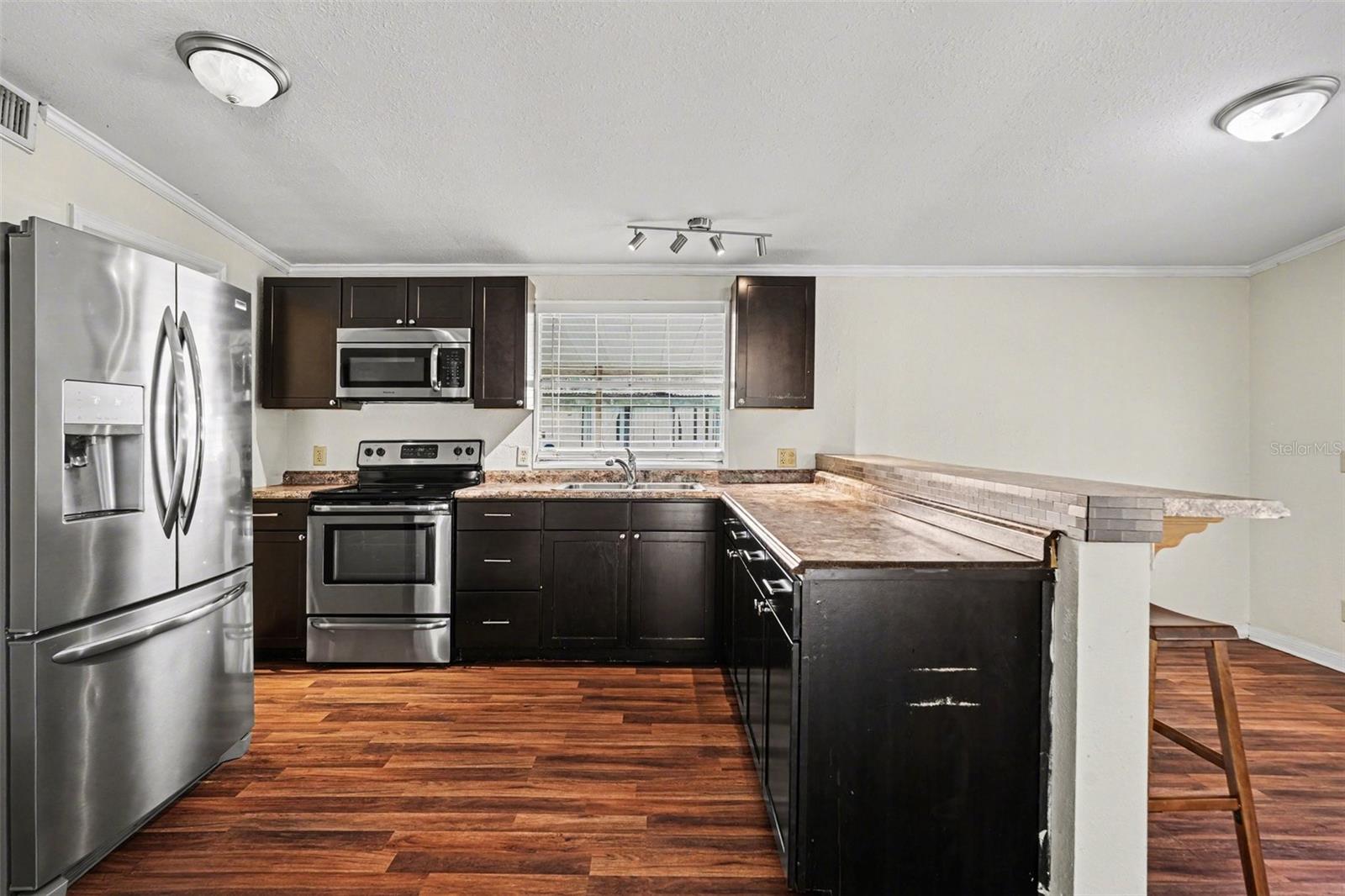 Image 11 of 37 For 14446 Shangrila Lane