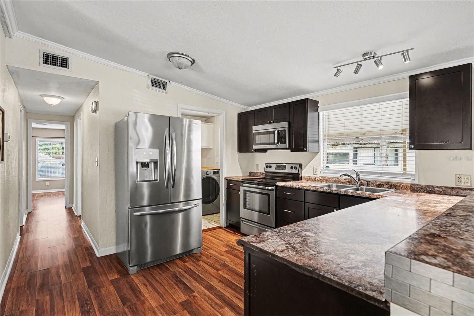 Image 12 of 37 For 14446 Shangrila Lane