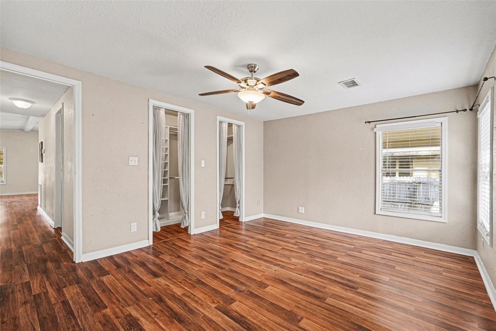 Image 13 of 37 For 14446 Shangrila Lane