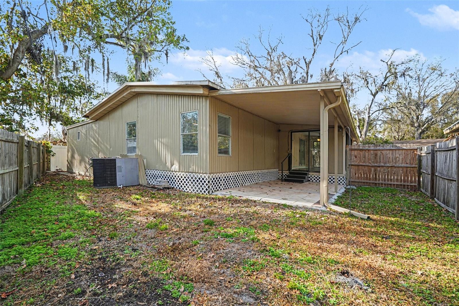 Image 26 of 37 For 14446 Shangrila Lane