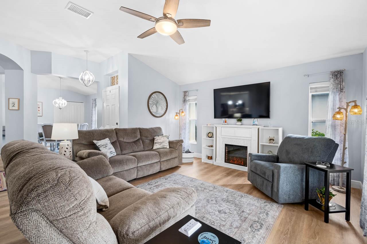 Image 19 of 69 For 2226 Brookfield Greens Circle