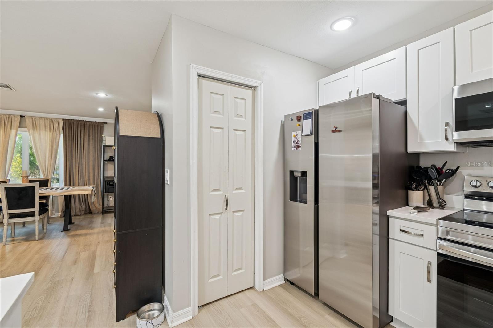 Image 26 of 56 For 2302 Arrawana Avenue