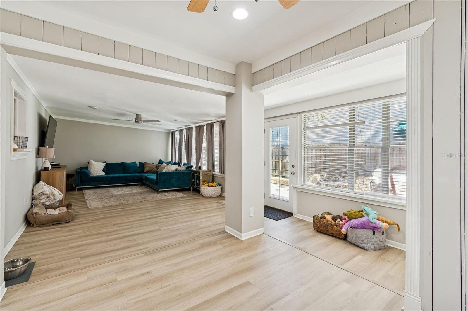 Image 27 of 56 For 2302 Arrawana Avenue